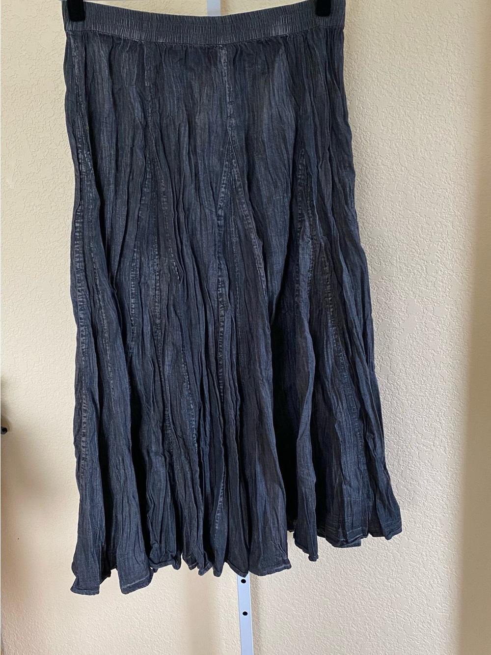 Soft Surroundings Charcoal Crinkled Maxi Skirt